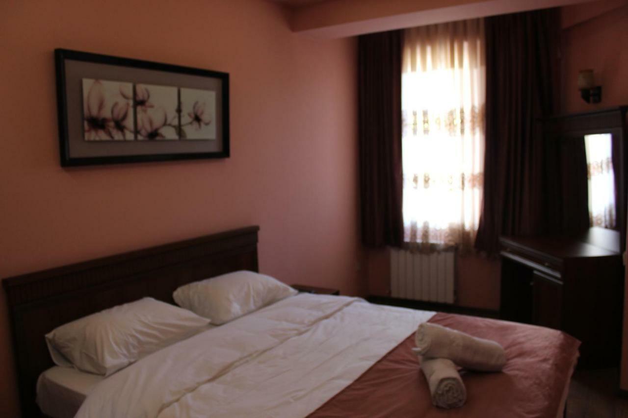 Batumi Apartment In Front Of Sheraton Buitenkant foto
