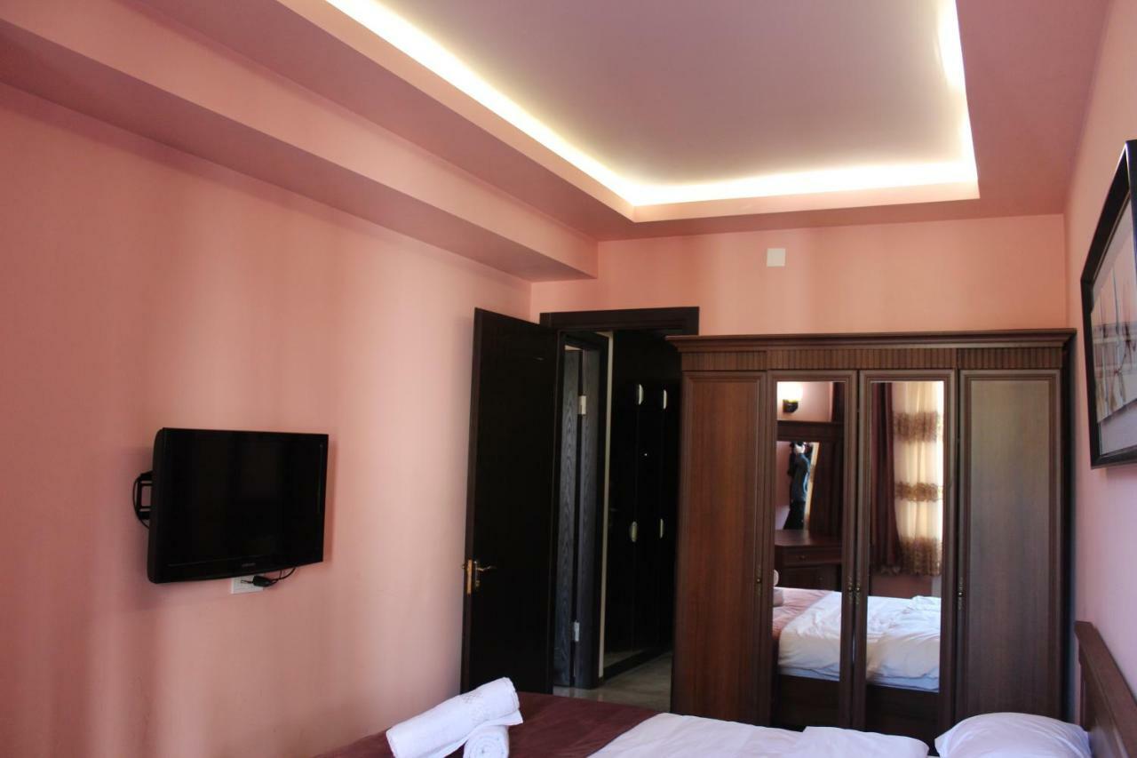 Batumi Apartment In Front Of Sheraton Buitenkant foto