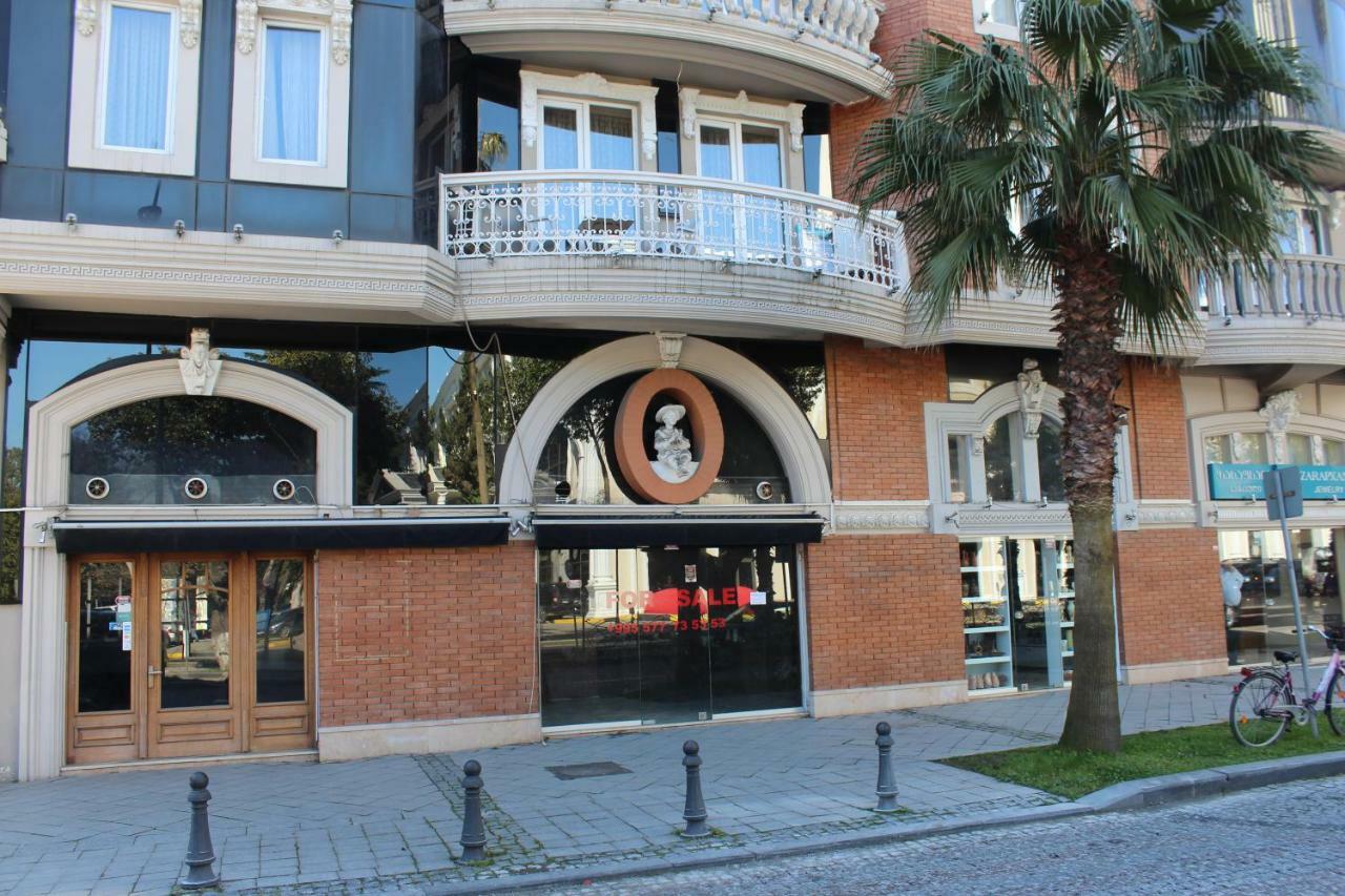 Batumi Apartment In Front Of Sheraton Buitenkant foto