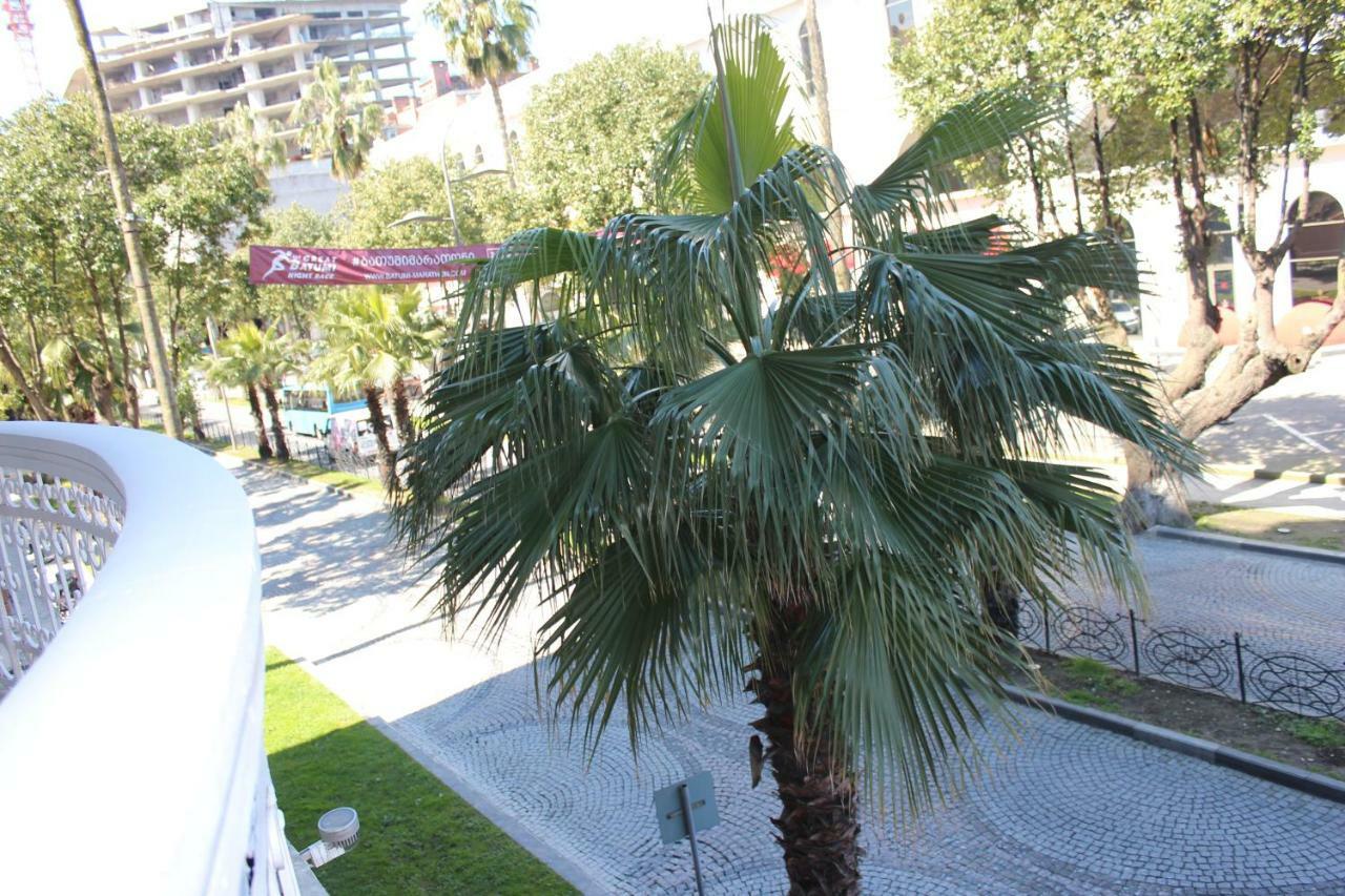 Batumi Apartment In Front Of Sheraton Buitenkant foto